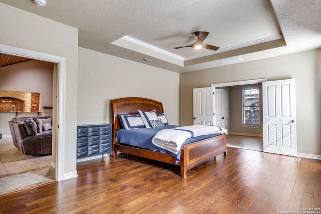 205 Lone Tree, Boerne, TX 78006