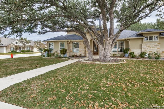 205 Lone Tree, Boerne, TX 78006