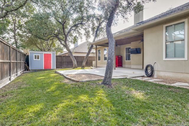 205 Lone Tree, Boerne, TX 78006