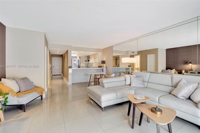 21300 San Simeon Way K2, Miami, FL 33179