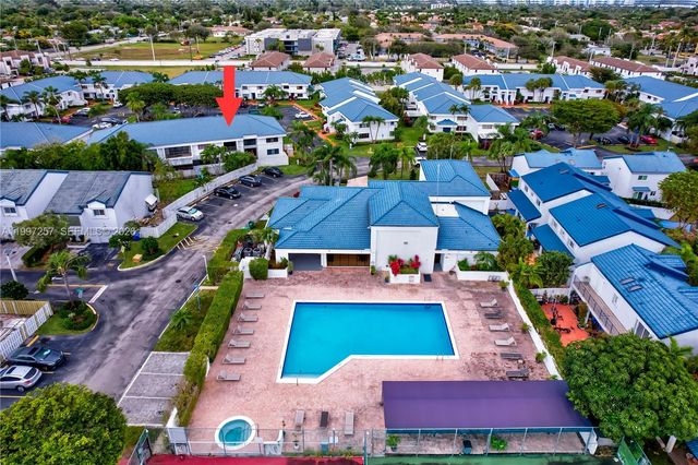 21300 San Simeon Way K2, Miami, FL 33179