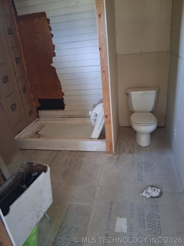 1421 2nd NE, Ardmore, OK 73401