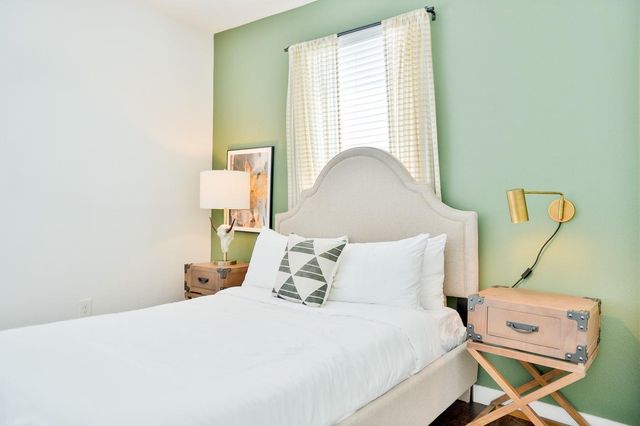 2300 Stanford Street D, Houston, TX 77006