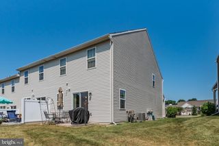 1770 FAIRBANK LN, Mechanicsburg, PA 17055