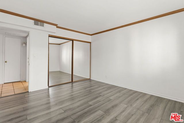 5414 Newcastle Avenue 19, Los Angeles, CA 91316