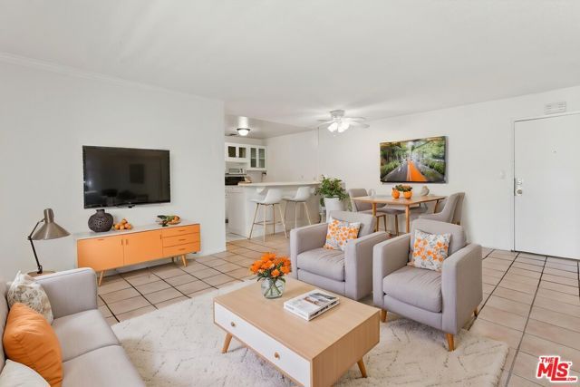 5414 Newcastle Avenue 19, Los Angeles, CA 91316