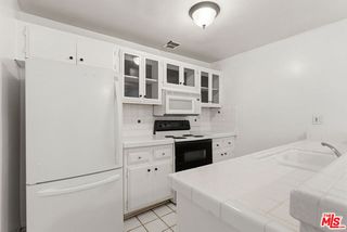 5414 Newcastle Avenue 19, Los Angeles, CA 91316