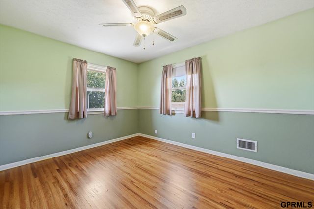 9506 Sprague Street, Omaha, NE 68134