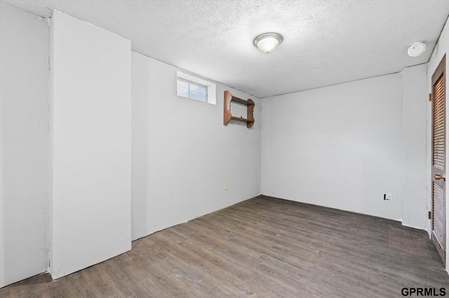 9506 Sprague Street, Omaha, NE 68134