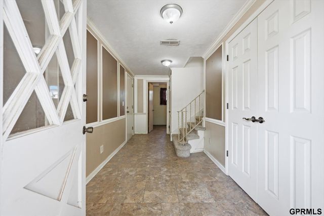 9506 Sprague Street, Omaha, NE 68134