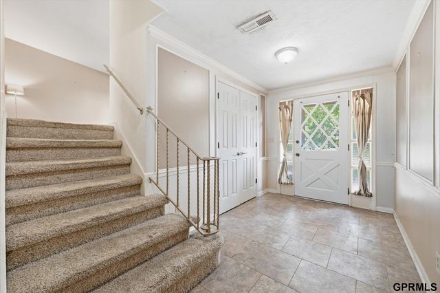 9506 Sprague Street, Omaha, NE 68134
