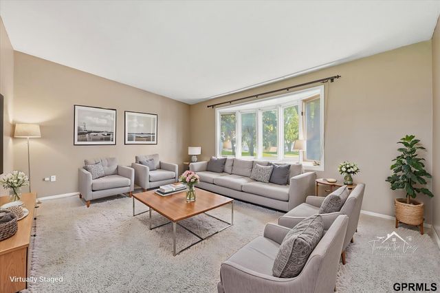 9506 Sprague Street, Omaha, NE 68134