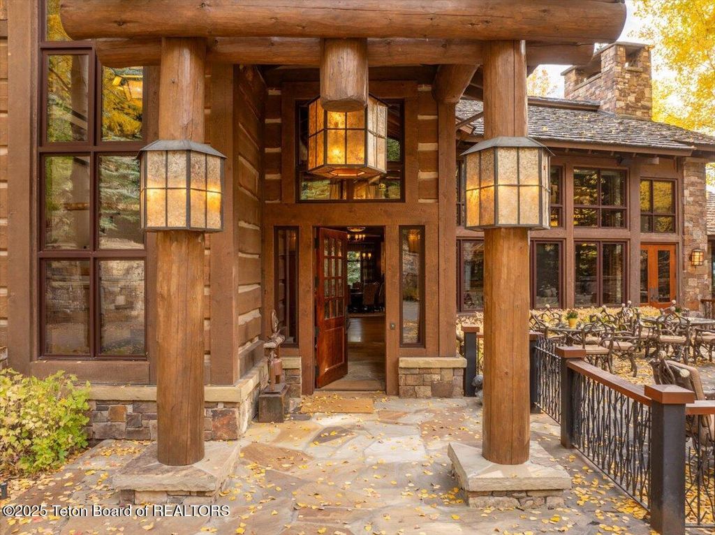 7987 N GRANITE RIDGE Road, Teton Village, WY 83025 photo 2