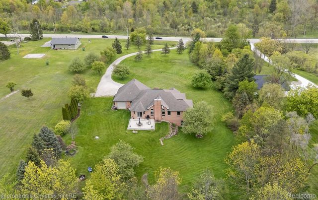 23071 Napier Road, Lyon Charter Township, MI 48167