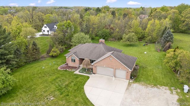 23071 Napier Road, Lyon Charter Township, MI 48167