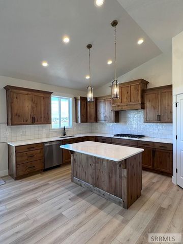 1770 Twilight Rd, Rexburg, ID 83440