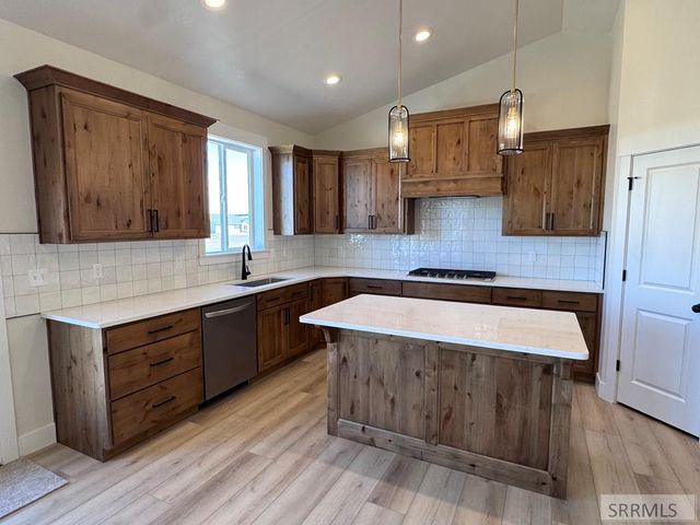 1770 Twilight Rd, Rexburg, ID 83440