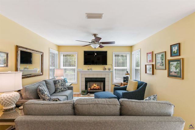 215 Harbour Oaks Drive, St Simon Island, GA 31522