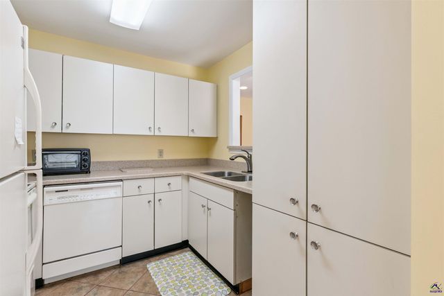 215 Harbour Oaks Drive, St Simon Island, GA 31522