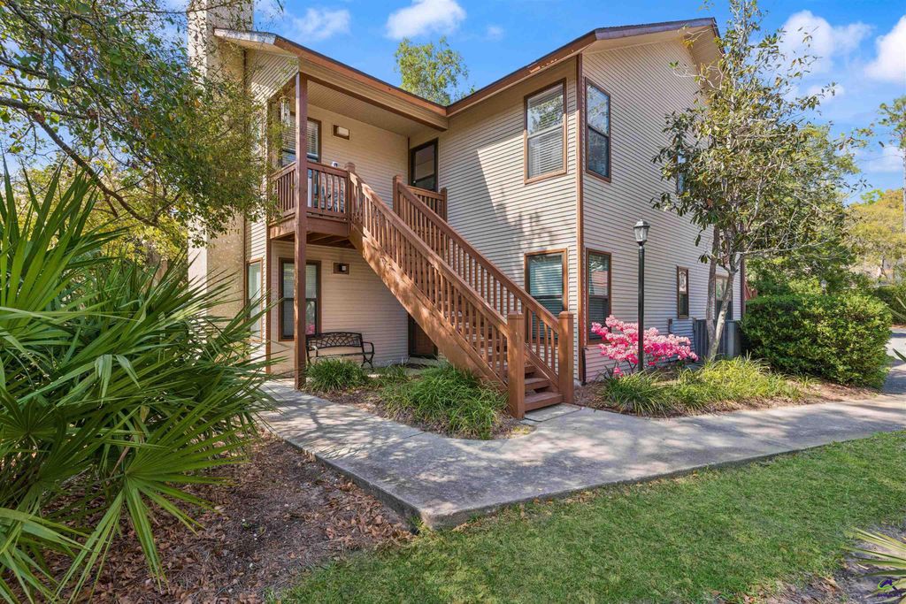 215 Harbour Oaks Drive, St Simon Island, GA 31522