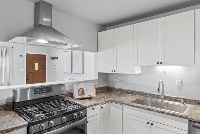 517 Sears Avenue, San Diego, CA 92114