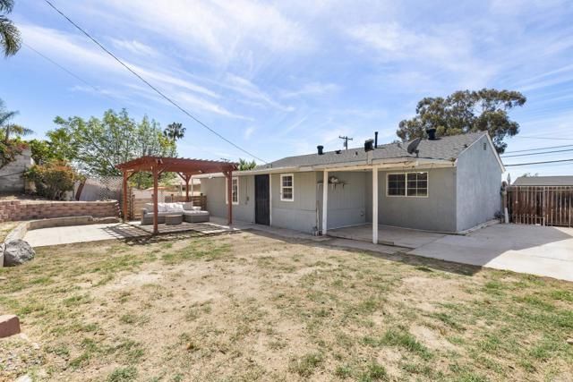 517 Sears Avenue, San Diego, CA 92114