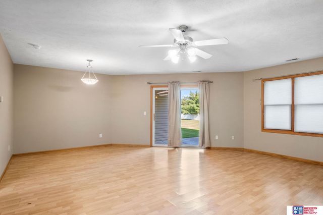 626 Lakeside Drive, Lincoln, NE 68528