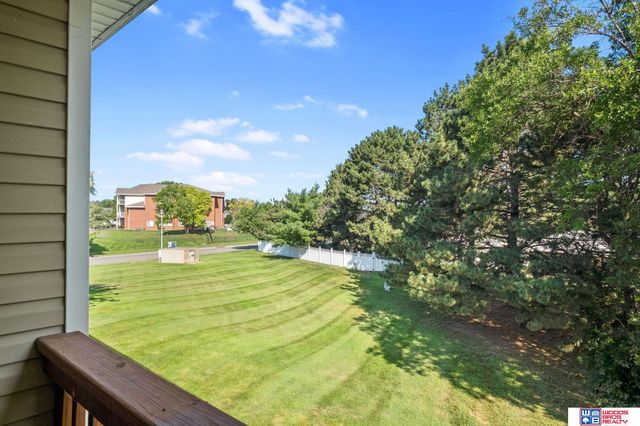 626 Lakeside Drive, Lincoln, NE 68528