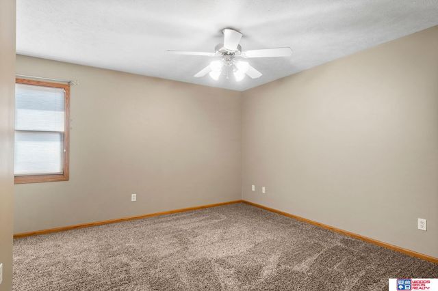 626 Lakeside Drive, Lincoln, NE 68528