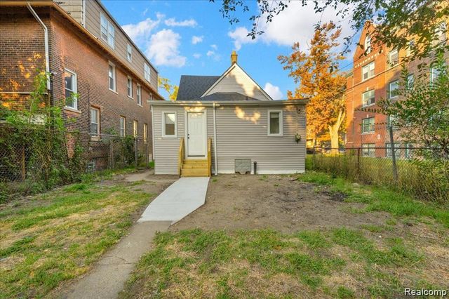 2012 Hubbard Street, Detroit, MI 48209