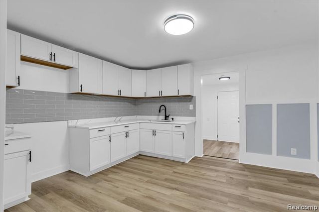 2012 Hubbard Street, Detroit, MI 48209