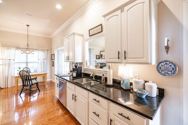 789 Starpoint Dr, Gallatin, TN 37066