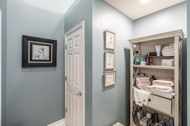 789 Starpoint Dr, Gallatin, TN 37066