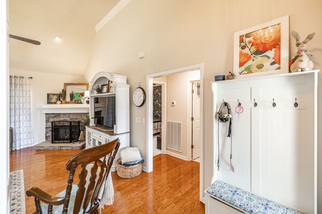 789 Starpoint Dr, Gallatin, TN 37066