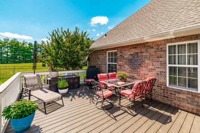 789 Starpoint Dr, Gallatin, TN 37066