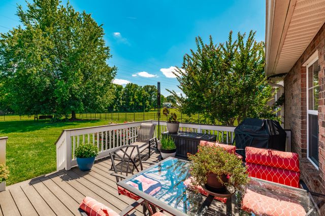 789 Starpoint Dr, Gallatin, TN 37066