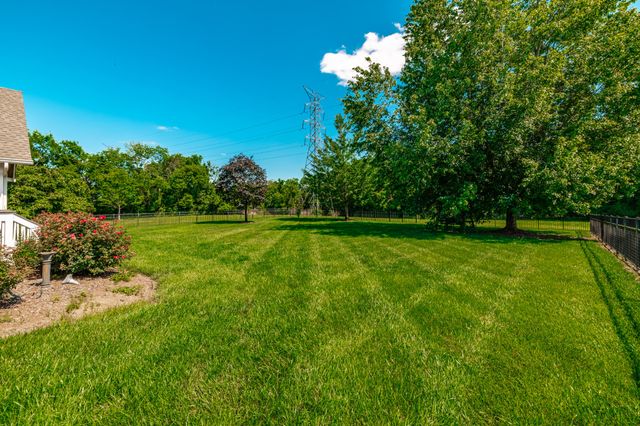 789 Starpoint Dr, Gallatin, TN 37066