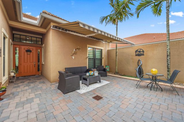 9368 CANTAL Circle E, Parkland, FL 33076