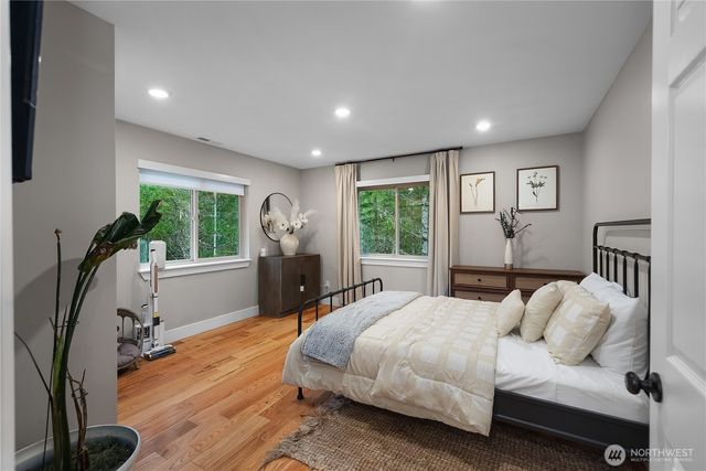 40 E Susan Court, Union, WA 98592