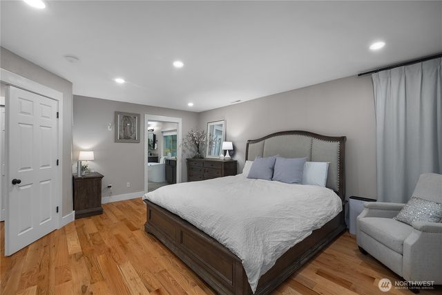 40 E Susan Court, Union, WA 98592