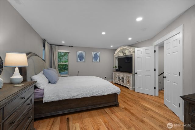 40 E Susan Court, Union, WA 98592