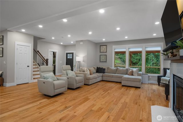 40 E Susan Court, Union, WA 98592