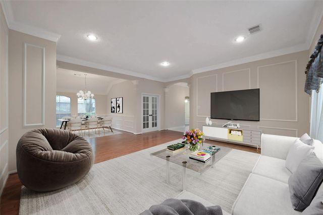 14 Tethered Vine Place, The Woodlands, TX 77382