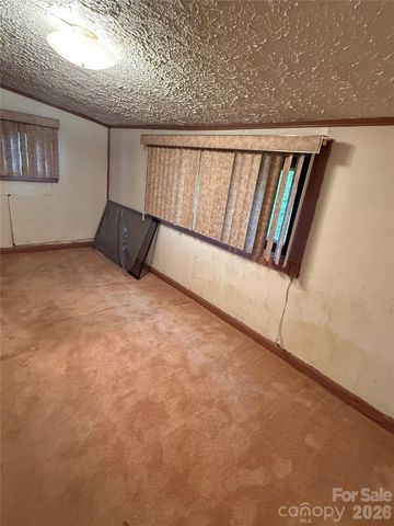 426 Bouchelle Street, Morganton, NC 28655
