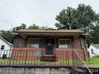 426 Bouchelle Street, Morganton, NC 28655