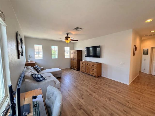 33193 Romance, Temecula, CA 92592