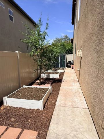 33193 Romance, Temecula, CA 92592