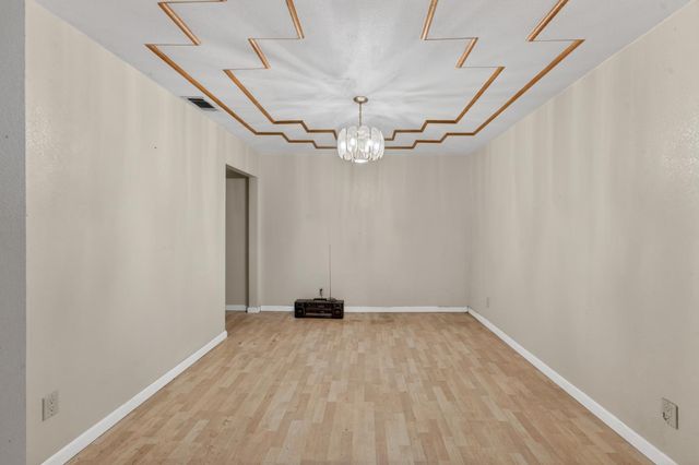 1139 Main Ave, Sacramento, CA 95838