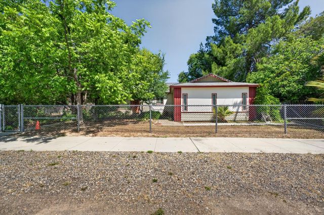 1139 Main Ave, Sacramento, CA 95838