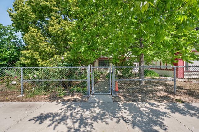 1139 Main Ave, Sacramento, CA 95838